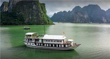 Du thuyền Cozy Bay Hạ Long